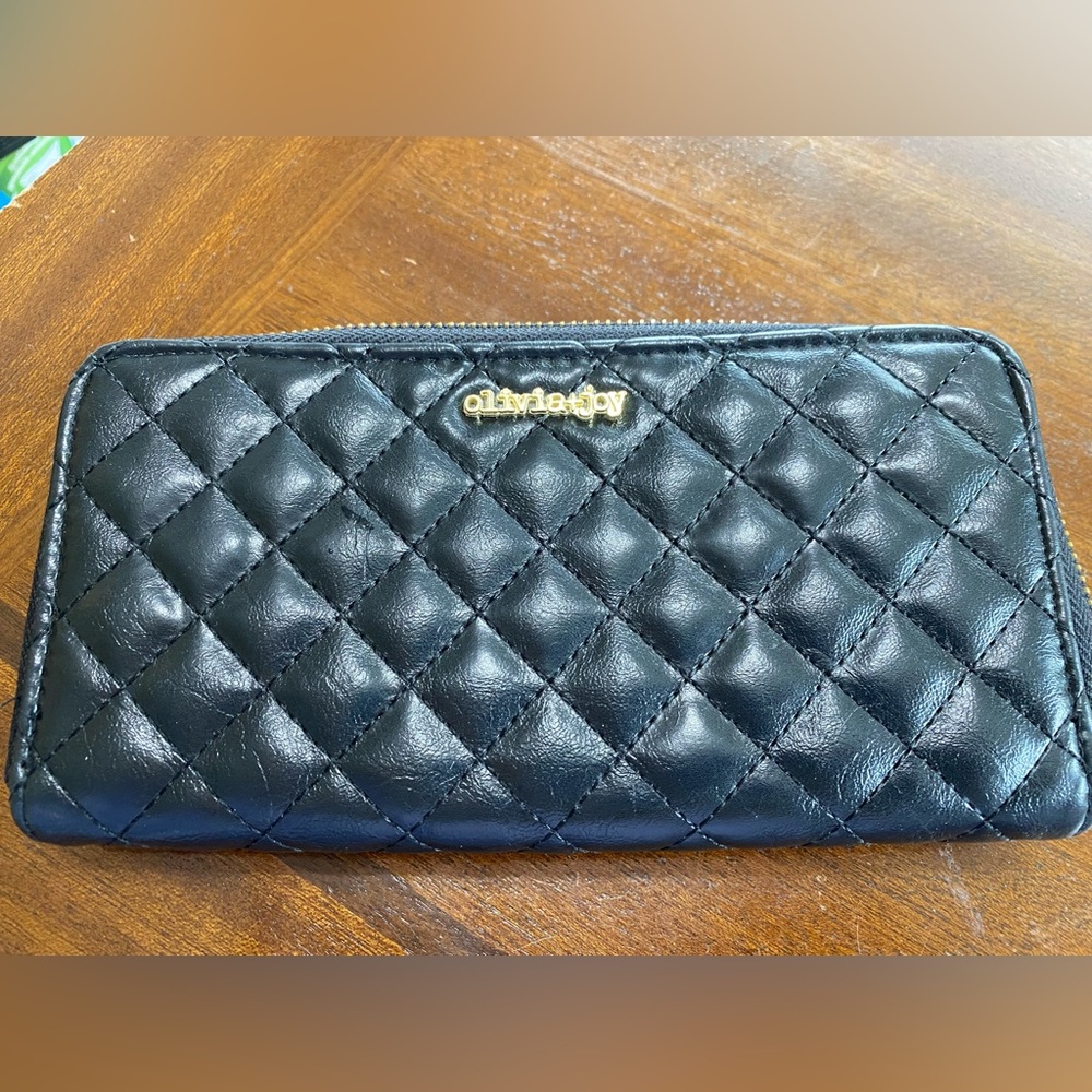 Olivia + Joy wallet